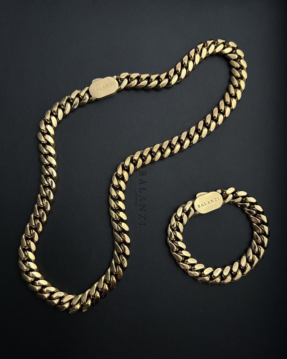 The 12mm Classic chain and the matching 12mm bracelet