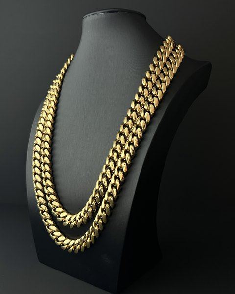 Two 12mm Classic chains stacked on a display bust
